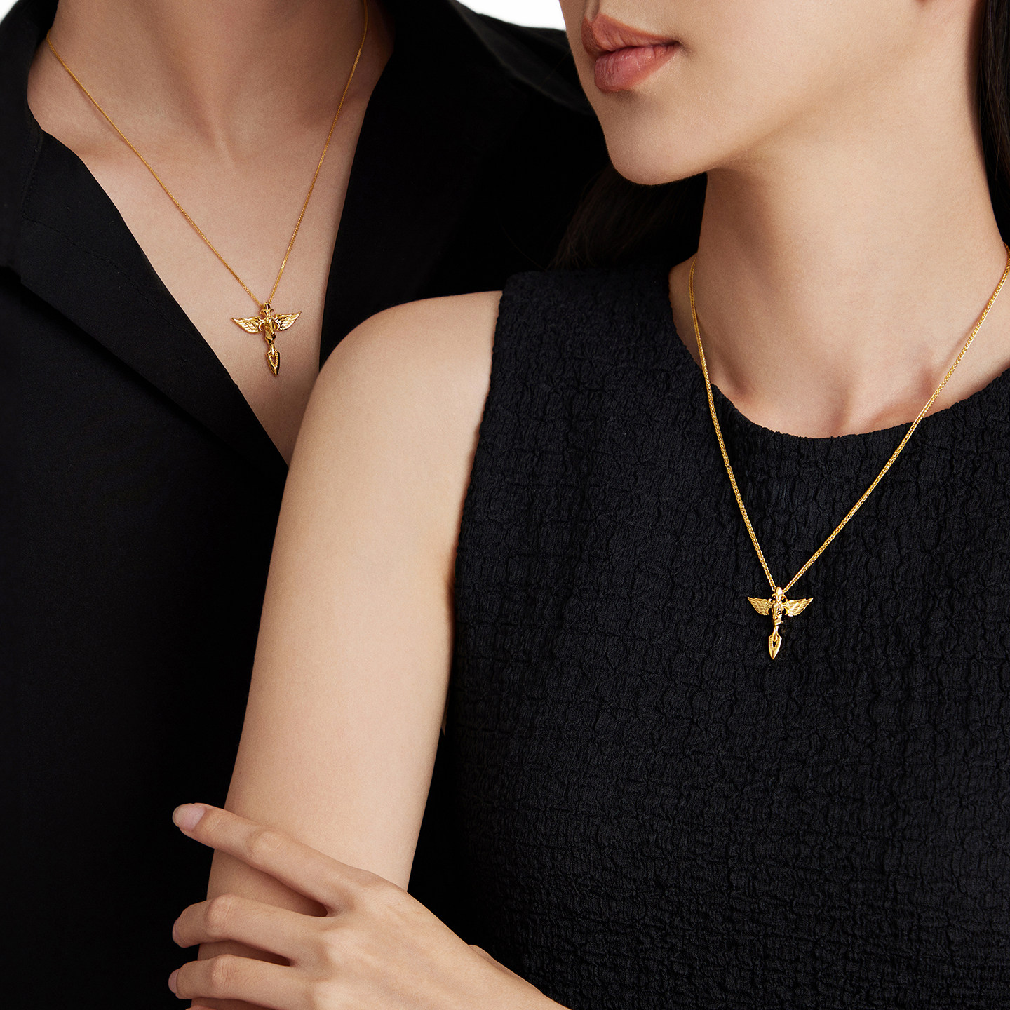 周大福马年生肖权杖飞马足金黄金(小版)吊坠计价女(工费660)EOF2046高清大图