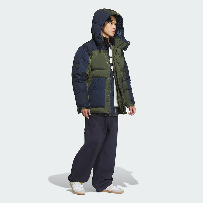 阿迪达斯 (adidas)时尚舒适轻便保暖羽绒服 JD3754