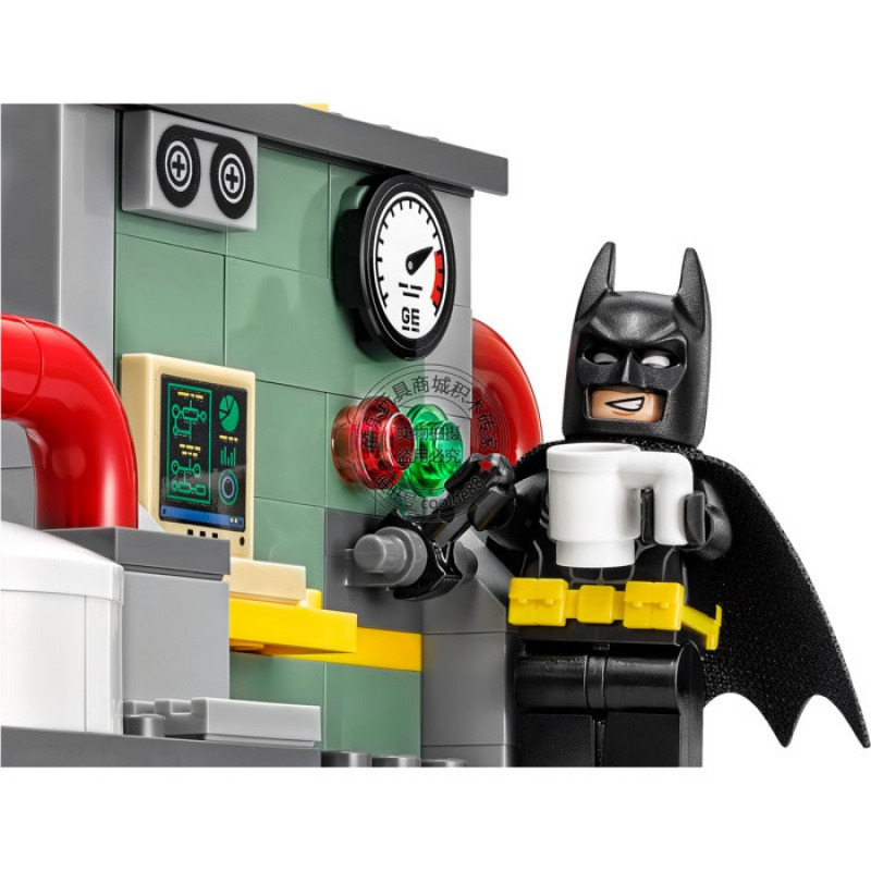 超级英雄蝙蝠侠系列急冻人冰雪攻击机甲车兼容乐高积木玩具70901 泥面