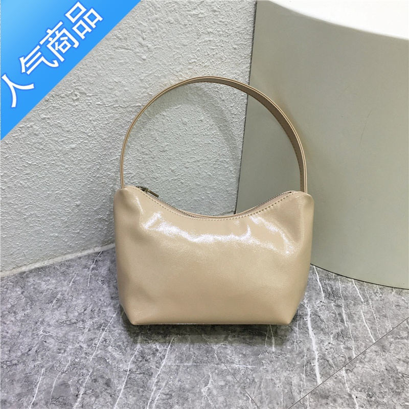 封后小脏柜 法式小众感亮面复古气质女单肩腋下包银色手提法棍包女包