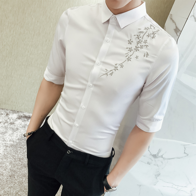 2018夏款刺绣男士短袖衬衫个性休闲七分袖衬衣韩版修身潮半袖寸衫