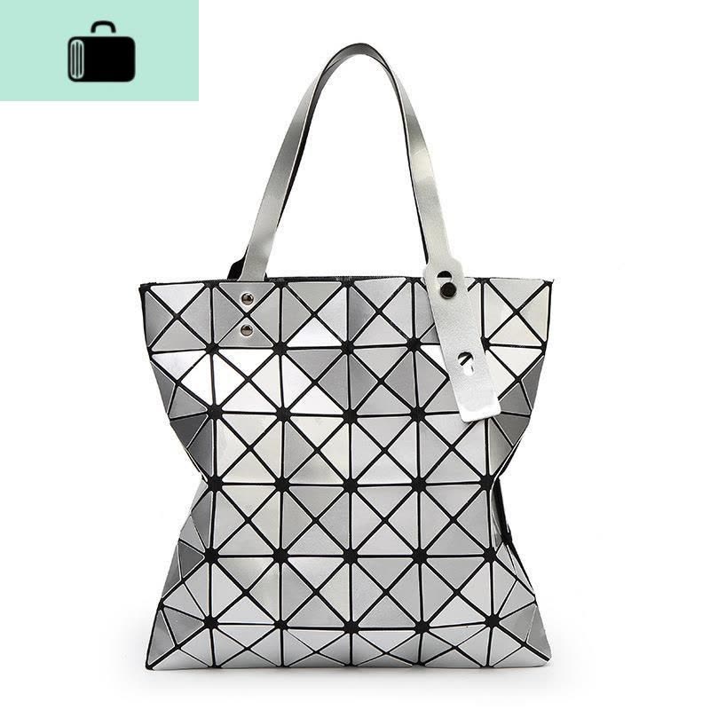 2020夏季新款女包几何菱格手提包折叠包徐璐同款镭射包单肩包6格NEW LAKE女士单肩包图片