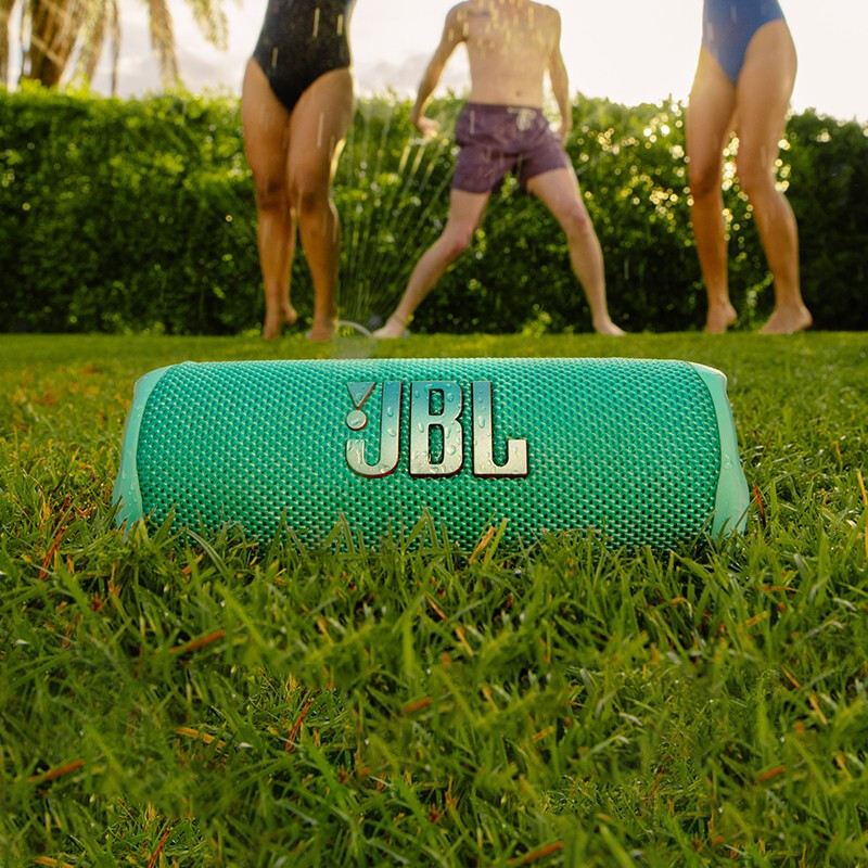 JBL FLIP6 音乐万花筒六代 便携式蓝牙音箱 低音炮 防水防尘设计 多台串联 赛道扬声器 独立高音单元翠绿