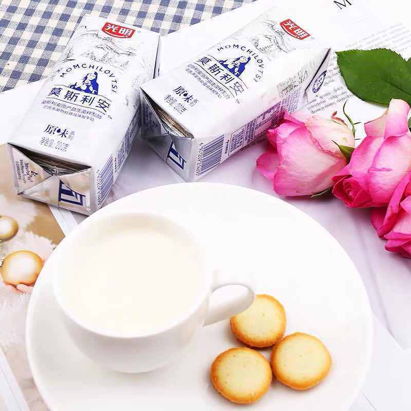 光明莫斯利安原味酸奶 礼盒装200g*12盒图片