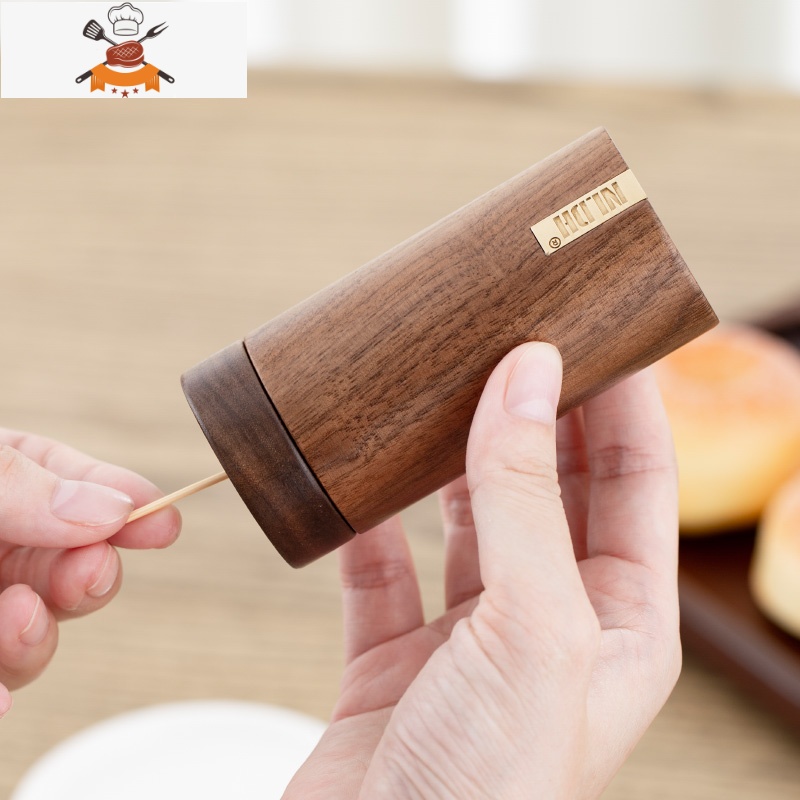 实木牙签筒北欧简约胡桃木牙签盒客厅欧式创意家用便携牙签罐 敬平 胡桃木翡翠冷方形牙签盒高清大图