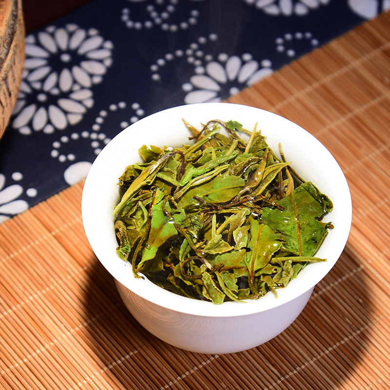 中闽与恩福鼎白茶白牡丹茶饼明前茶叶原料老白茶高山紧压茶饼350g高清大图