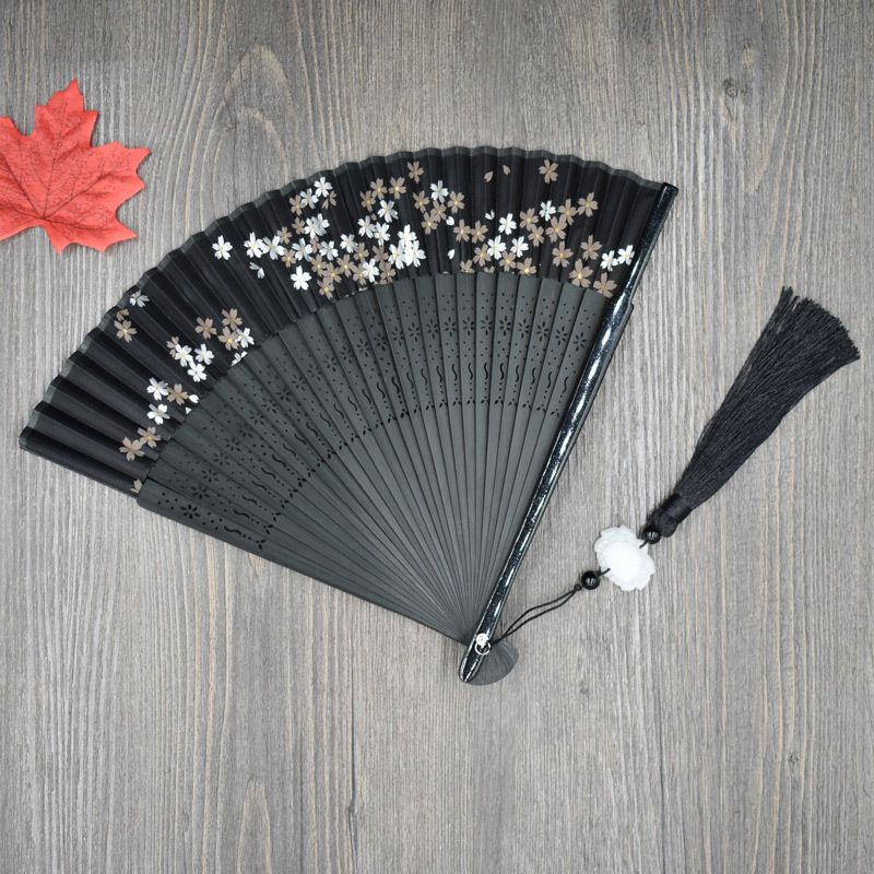 扇子折扇中国风复古风精致镂空檀香竹装饰小夏季随身迷你(请先与客服