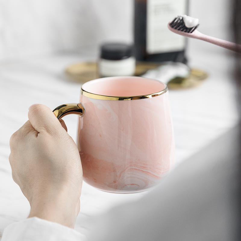 北欧大理石纹陶瓷情侣漱口杯阿斯卡利(ASCARI)刷牙杯带金手柄洗漱杯牙缸牙杯 两位金托盘(可放2个杯)