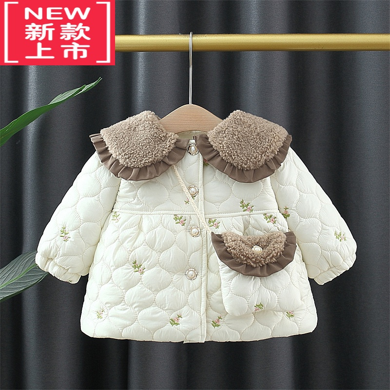 可莉允女童秋冬装2022新款宝宝加厚娃娃领外套1岁3儿童小清新棉袄外套棉服