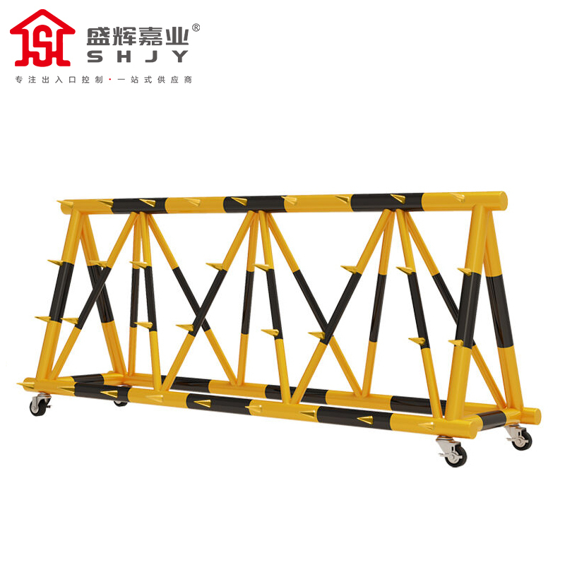 盛辉嘉业移动拒马护栏带刺 电动伸缩路障防撞栏防护挡车安全隔离栏定制 3米起拍高清大图