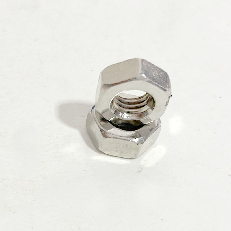 立伟铁牛铜镀镍螺母4mm 100个/包高清大图