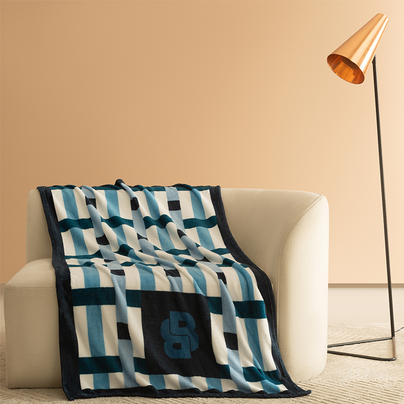 HUGO BOSS 晶格条纹毯 100*140cm HBMT-035