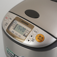 象印(ZO JIRUSHI)电饭煲NS-TSH18C 微电脑定时电饭锅 5L 家用黑晶内胆 带蒸笼底盘加热 6-10人份