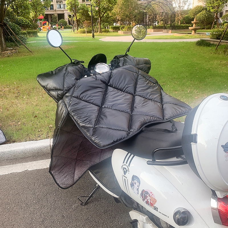 闪电客电动车挡风板电瓶车摩托车通用防风被保暖加绒加厚视频