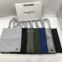 菱格三宅世家(MVO MVO LGSZSJ)菱格几何小格男女通用休闲单肩手提包硅胶购物袋