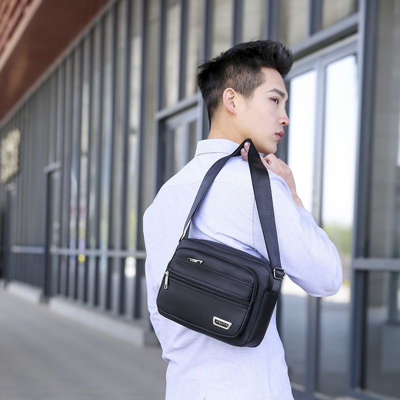收钱单肩包休闲斜挎包男包防水挎包做生意收钱包多层韩版男士挎包