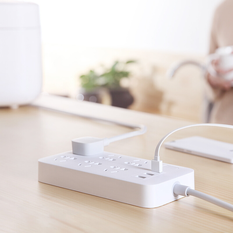 小米(mi)米家插线板接线板 六位基础版(含3口USB 5V 2A充电)白色 1.8米
