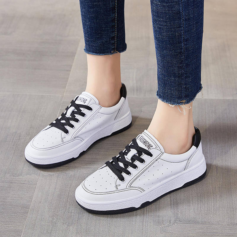 她他之城小白鞋春季新款百搭休闲松糕底厚底白色板鞋真皮小白鞋女厚底