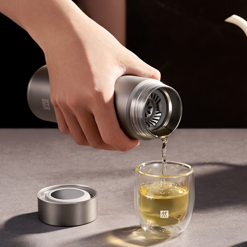 双立人保温杯480ml纯钛保温杯随身便携抑菌茶滤杯1030830高清大图