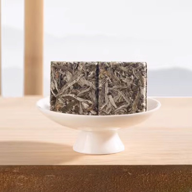 八马茶业(BAMA TEA)紫金白兰·3年白毫银针(原料年份2019)-180克(6盒)高清大图