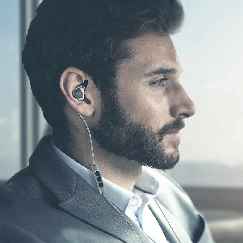 拜亚动力/拜雅 (beyerdynamic) Xelento remote 榭兰图 线控版特斯拉旗舰入耳式耳塞16欧