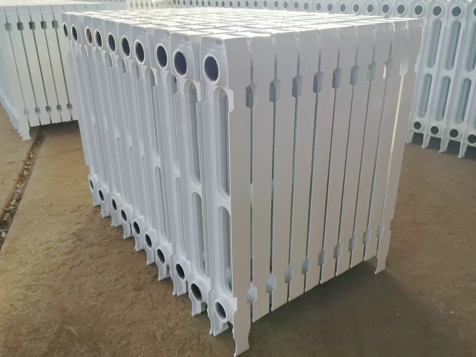 中锦科技 暖气片 铸铁烤漆暖气片全高600mm中心距500mm长420mm6柱组高清大图