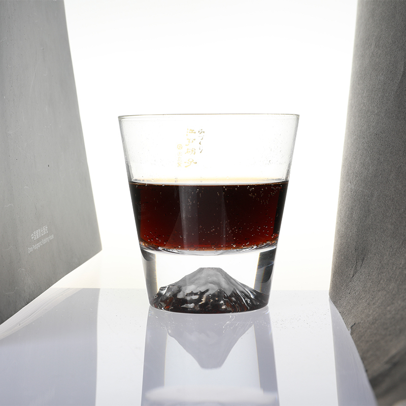 苏宁极物 日本制造 雪顶富士山杯