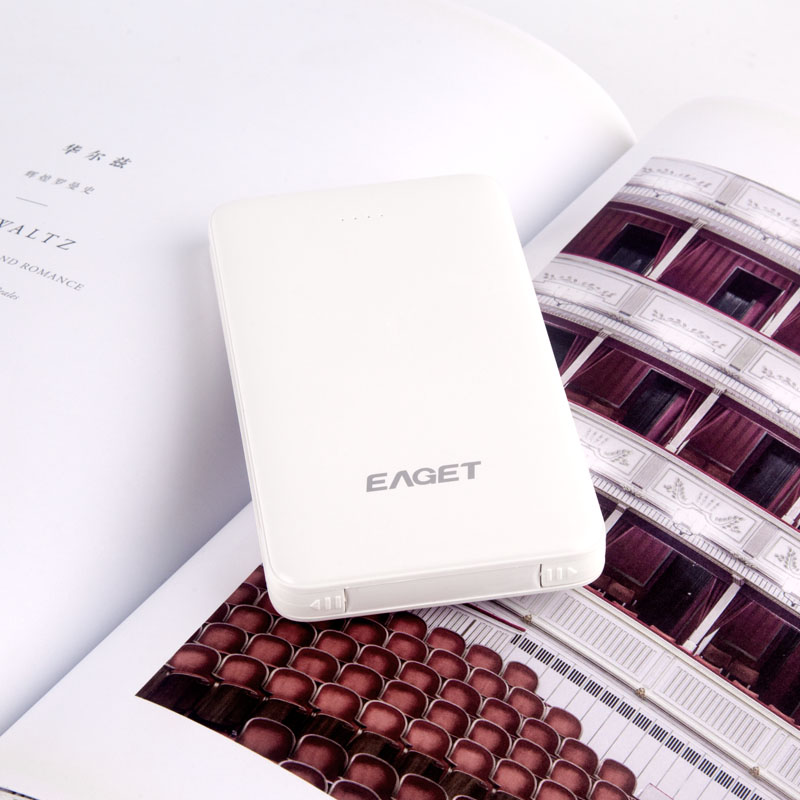 忆捷(Eaget)移动电源DA104充电宝10000毫安快充超薄小巧便携迷你大容量