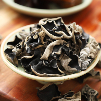 龙泉山 东北黑木耳100g 山珍干货 菌菇类干货 甄选肉厚煲汤凉拌火锅食材 黑木耳 100g