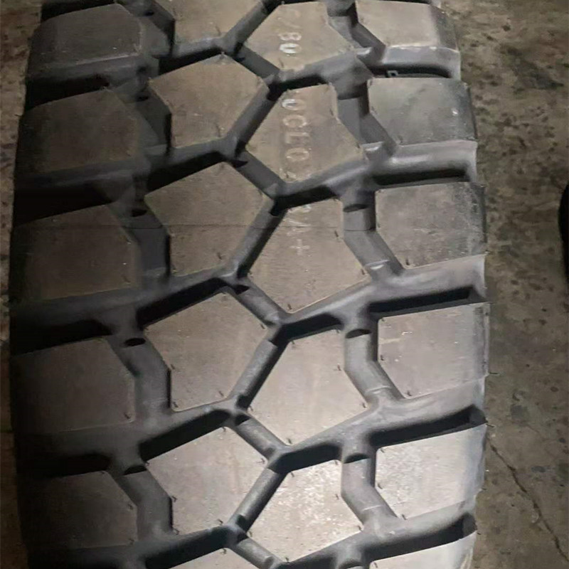 威狮 8.25R16 14PR