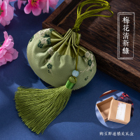 梅花清新绿 空袋+礼盒 端午节香包香囊随身荷包梅花款艾草薰衣草驱蚊胎发袋锦囊汽车挂件