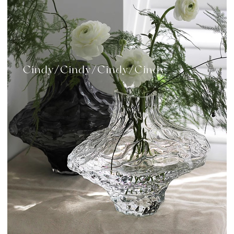 玻璃花瓶 最大直径19cm*高16cm高清大图