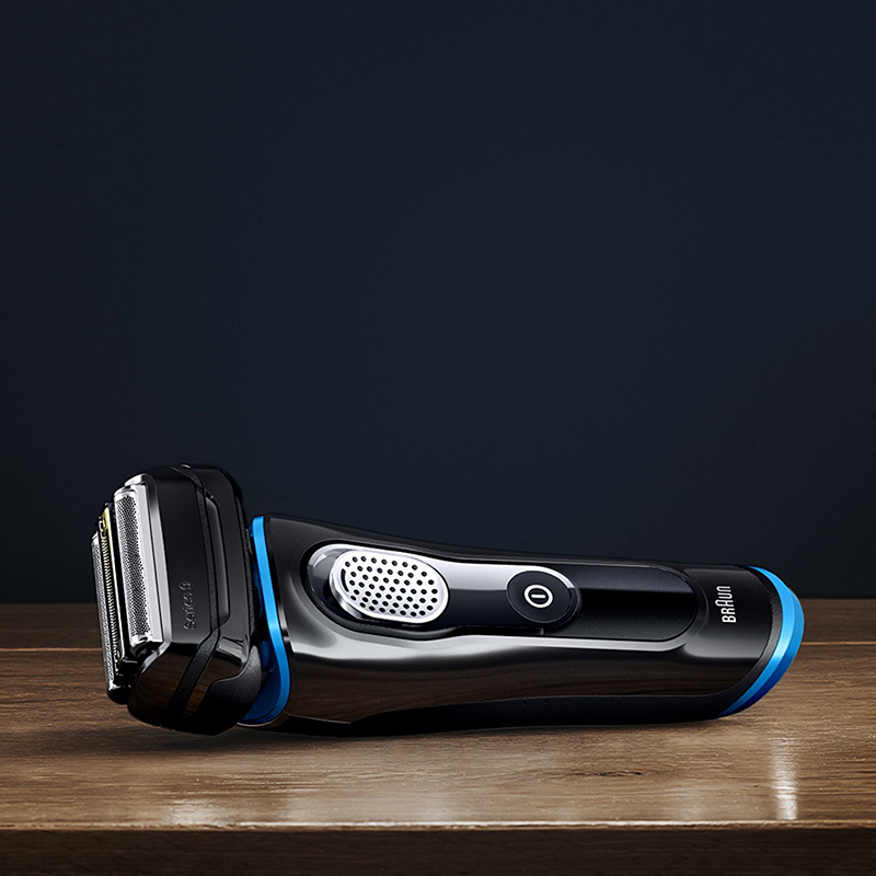 [谐振声波技术]博朗(BRAUN)9240S电动剃须刀 四刀头一体 干湿双剃 全身水洗 声波技术 充电式剃须刀