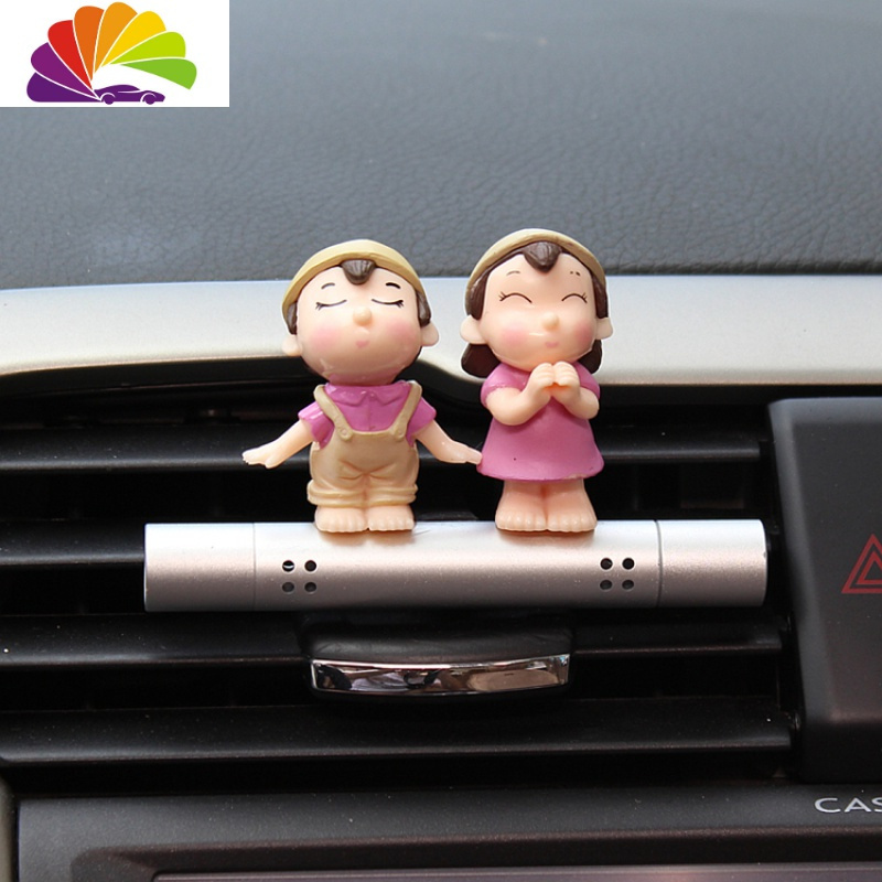 汽车出风口卡通女士可爱情侣车载空调夹个性创意香香水