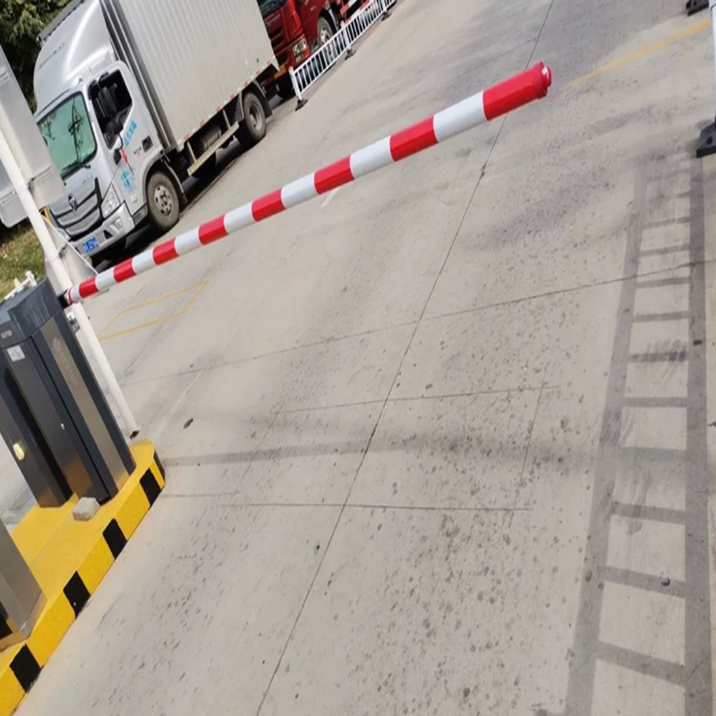 定制道闸泡沫圆杆 4m 70*45mm