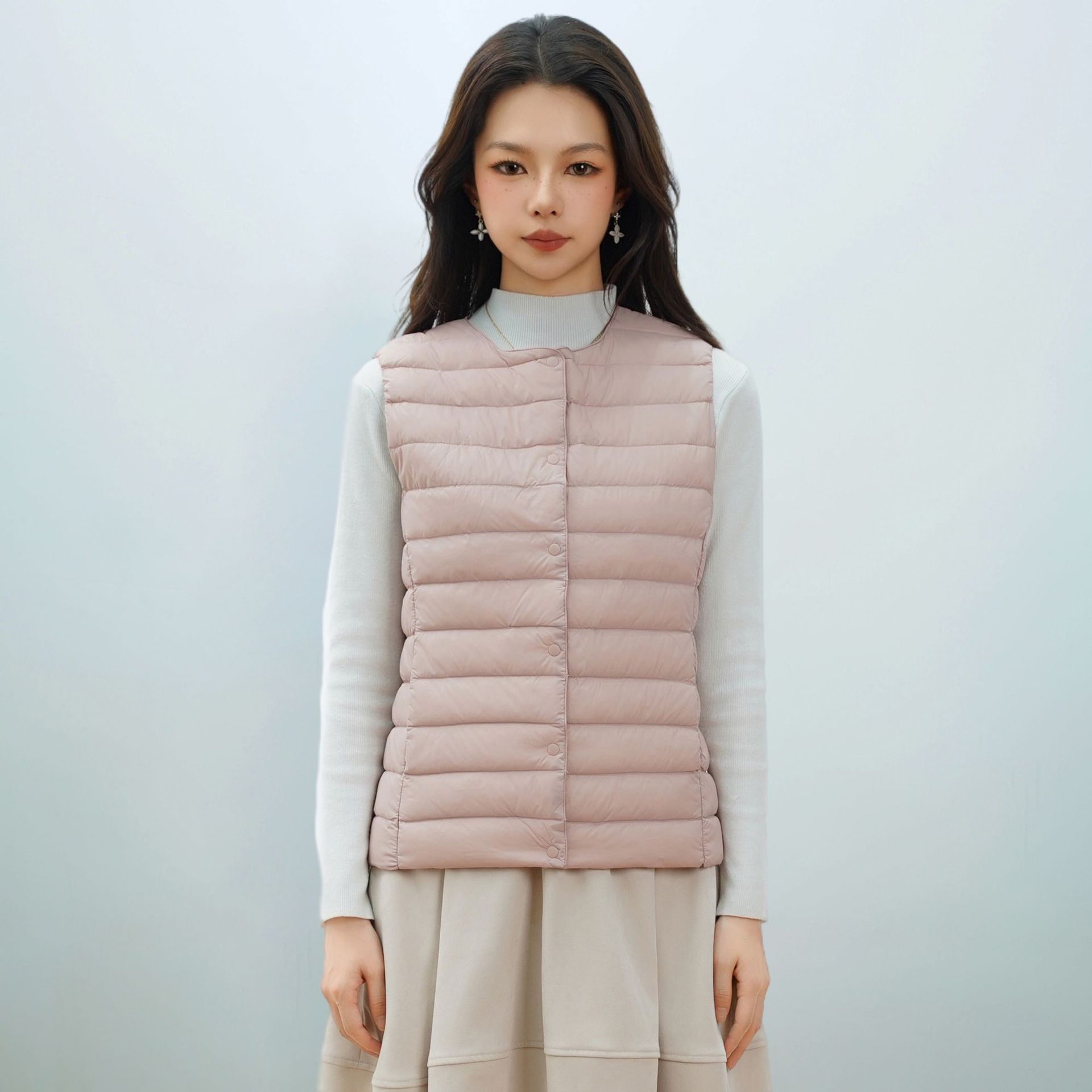 女式新国标90绒新款女装圆领V领轻便羽绒服背心羽绒马甲高清大图