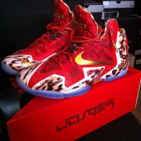 NIKE LeBron11 耐克 勒布朗詹姆斯11代篮球鞋男士鸳鸯鞋炫酷豹纹运动鞋