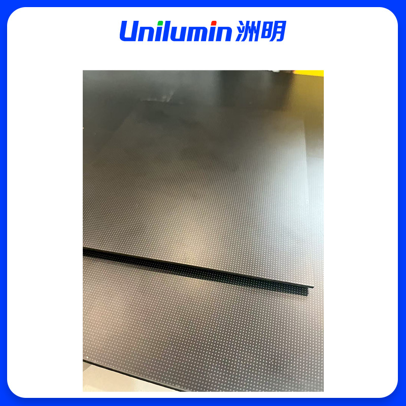 洲明 室内COB全彩LED显示屏 UMiniS1.5 块高清大图