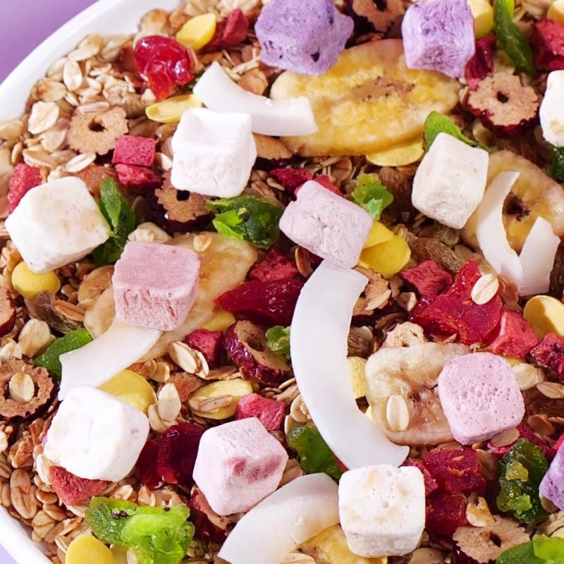 美粥食客 酸奶果粒冻干草莓麦片烘焙水果燕麦片500g*2罐装高清大图