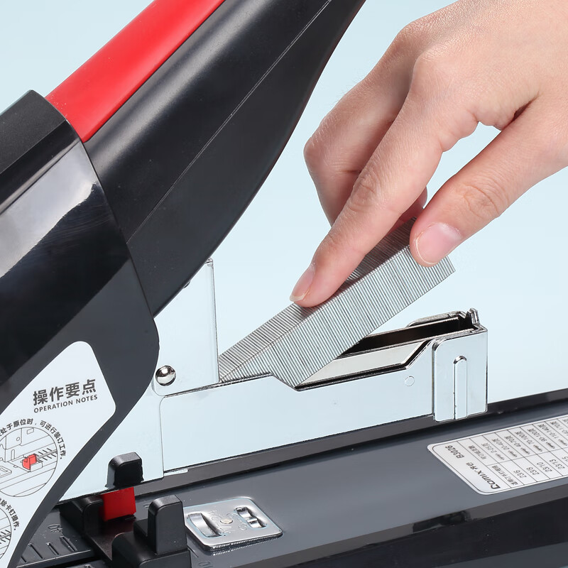 齐心(COMIX) 钢制厚层订书钉 可订140页 1000枚/纸盒(23/17) 办公文具B3033*5盒装高清大图