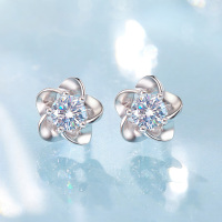 喜钻 S925银镶锆花形绽美耳钉E12009