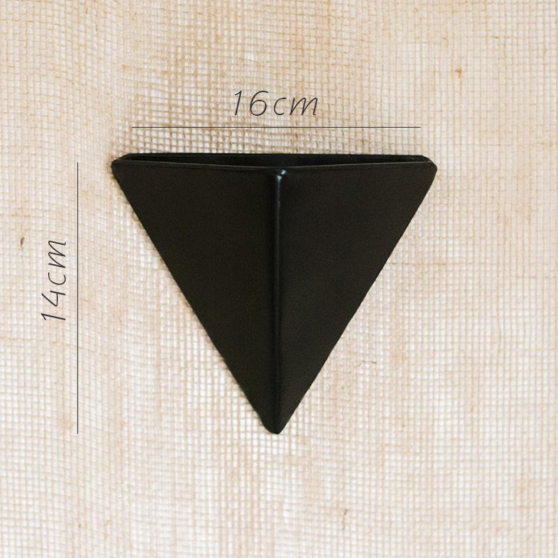 家柏饰(CORATED)黑三角壁挂花器 花盆 墙面装饰杂货花园种植几何设计 三角壁挂花器小号 大高清大图