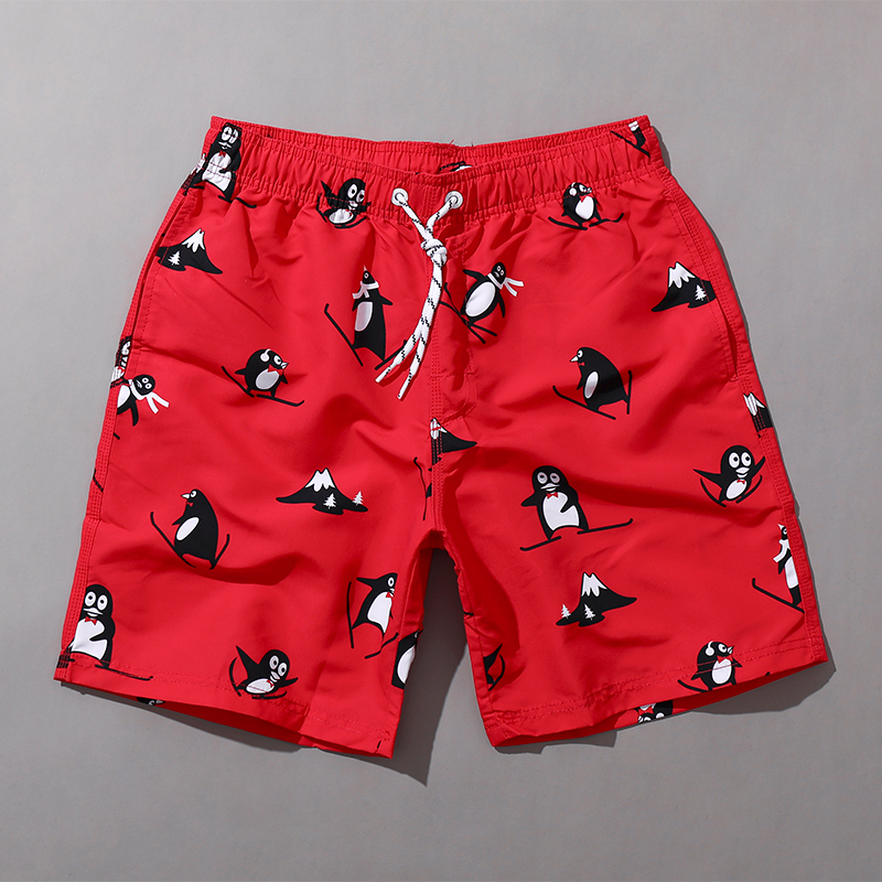 男士沙滩裤可下水宽松速干游泳裤时尚企鹅印花日常外穿百搭休闲裤视频
