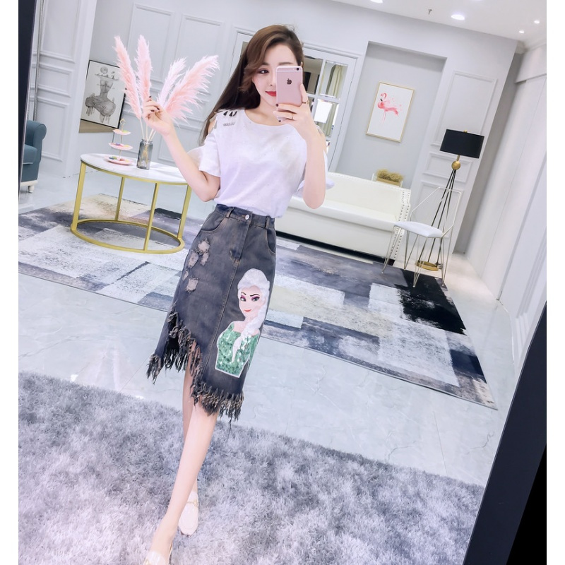 夏装新款女装时尚露肩喇叭袖上衣+卡通亮片流苏牛仔半身裙套装女