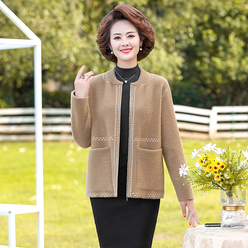 迪鲁奥（DILUAO)波司登旗下妈妈穿的中老年秋冬装外套短款洋气妈妈装套装大码拉链毛衣开衫 2XL【建议120-135斤】 驼色