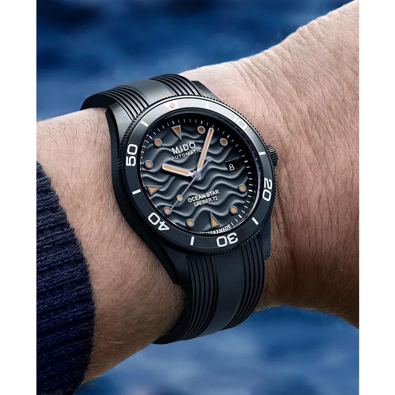 Mido男士mm黑色橡胶带自动机械潜水腕表米防水高清大图