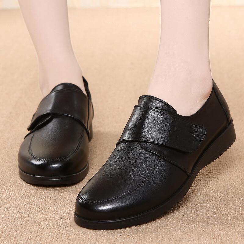 旺奈(wangnai)妈妈鞋真皮平底中年女皮鞋春秋款中老年单鞋女深口平跟