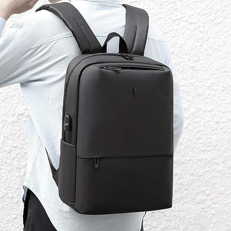 Z.M.N.(法国啄木鸟)商务休闲电脑双肩包-皮斯泰ZRB-0044高清大图