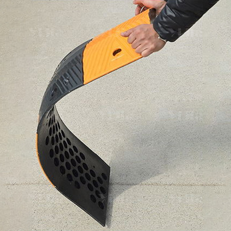 翌嘉YJ5011406 橡塑减速带道路公路汽车停车场限速缓冲橡塑减速带 菱型 1000*350*40高清大图