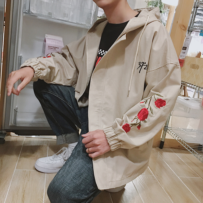 2018男款春季新品玫瑰花刺绣连帽宽松夹克外套文艺青年港风潮外衣